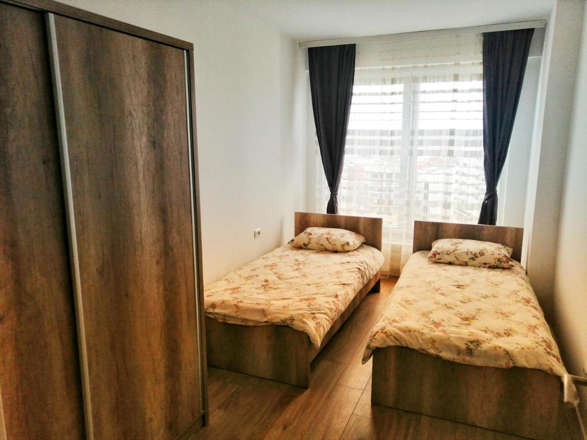 Sunflower Apartments Pristina Kültér fotó