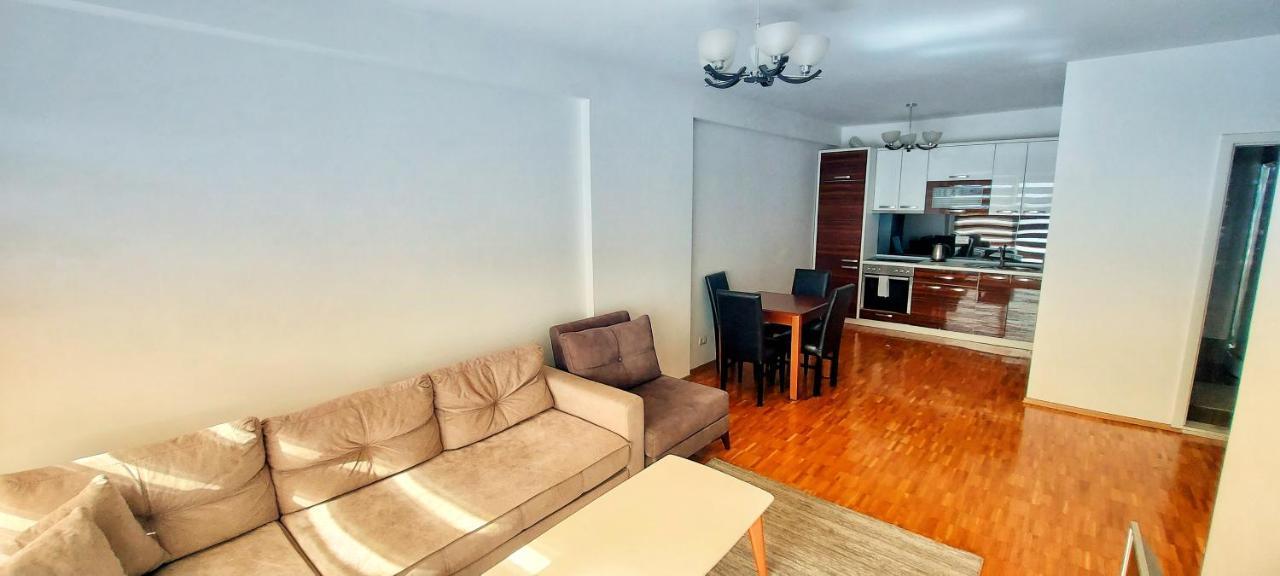 Sunflower Apartments Pristina Kültér fotó